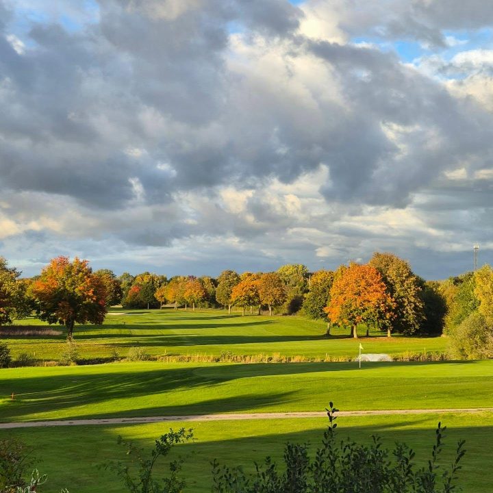 Goldener Oktober im GCG ⛳️💚💛 #golf #golfcourse #golflife #oktober #stormarn